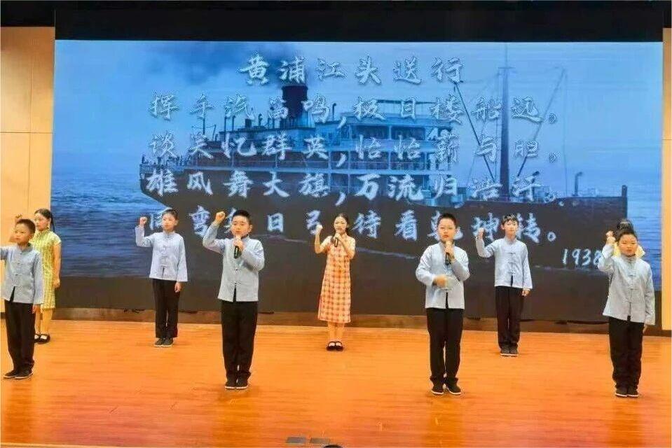 第二届“朴初杯”全县中小学生诗词朗诵比赛成功举行